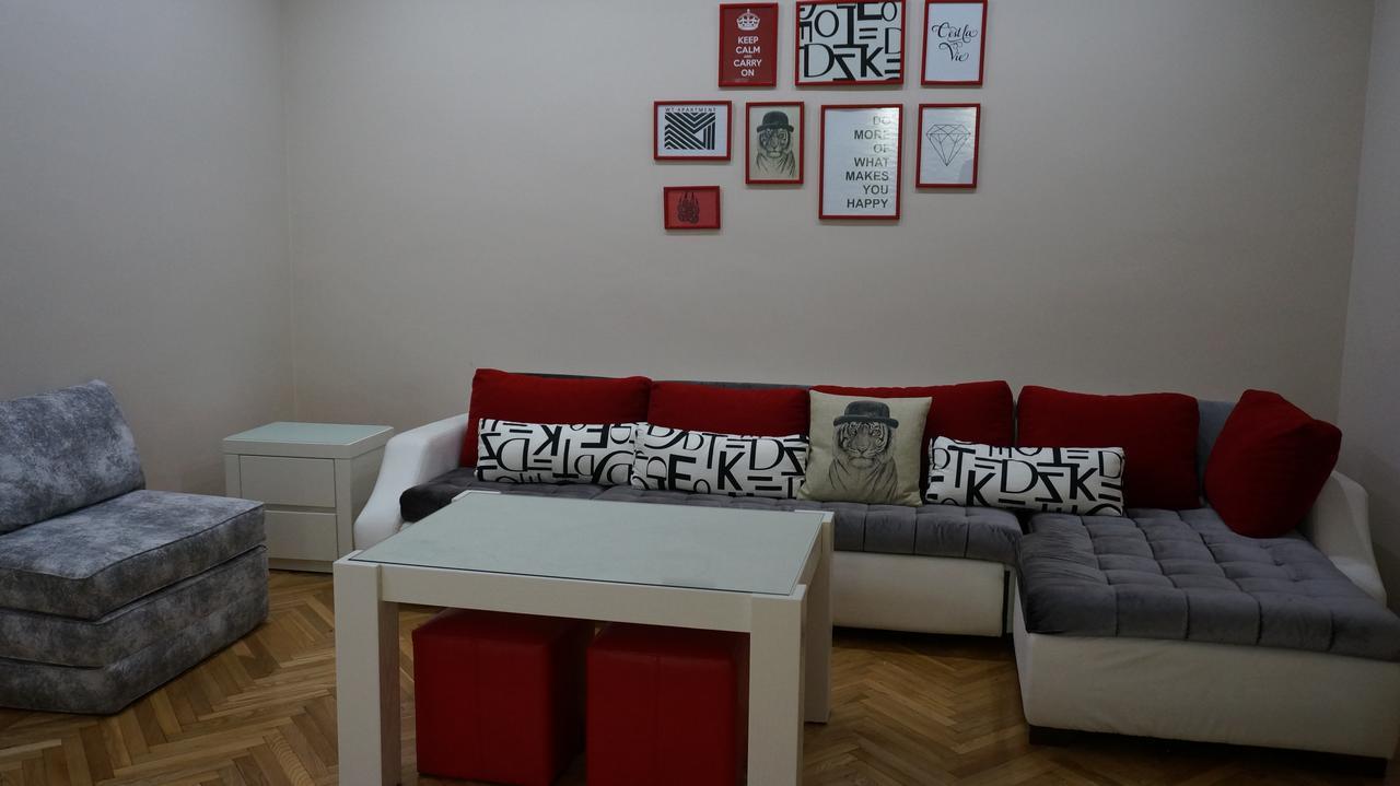 White Tiger In Center Of Tbilisi Apartman Kültér fotó